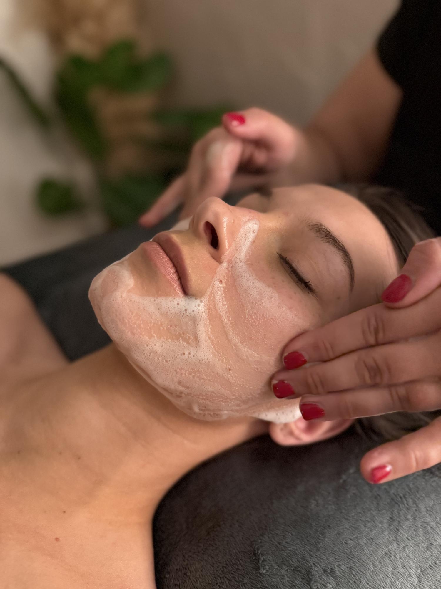 soin-visage-naturelle-la-canopee-SPA-montpellier